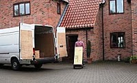 HOLLINGWORTH REMOVALS ROCHDALE CHEAP MAN AND VAN 255722 Image 3